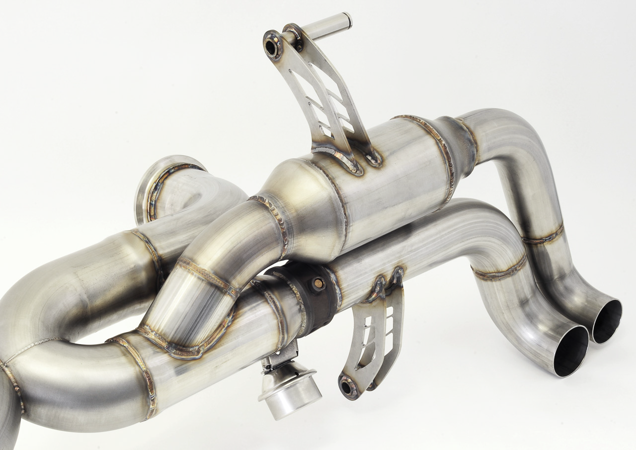 AWE SwitchPath Exhaust for Audi R8 V10 Coupe