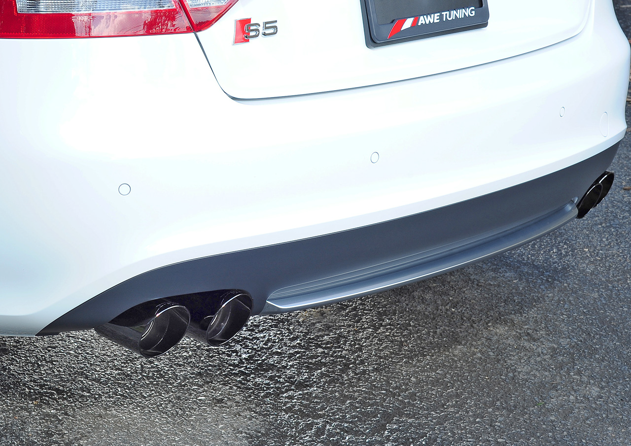 AWE Touring Edition Exhaust System for S5 Cabrio (Exhaust + Non-Resonated Downpipes) - Diamond Black Tips