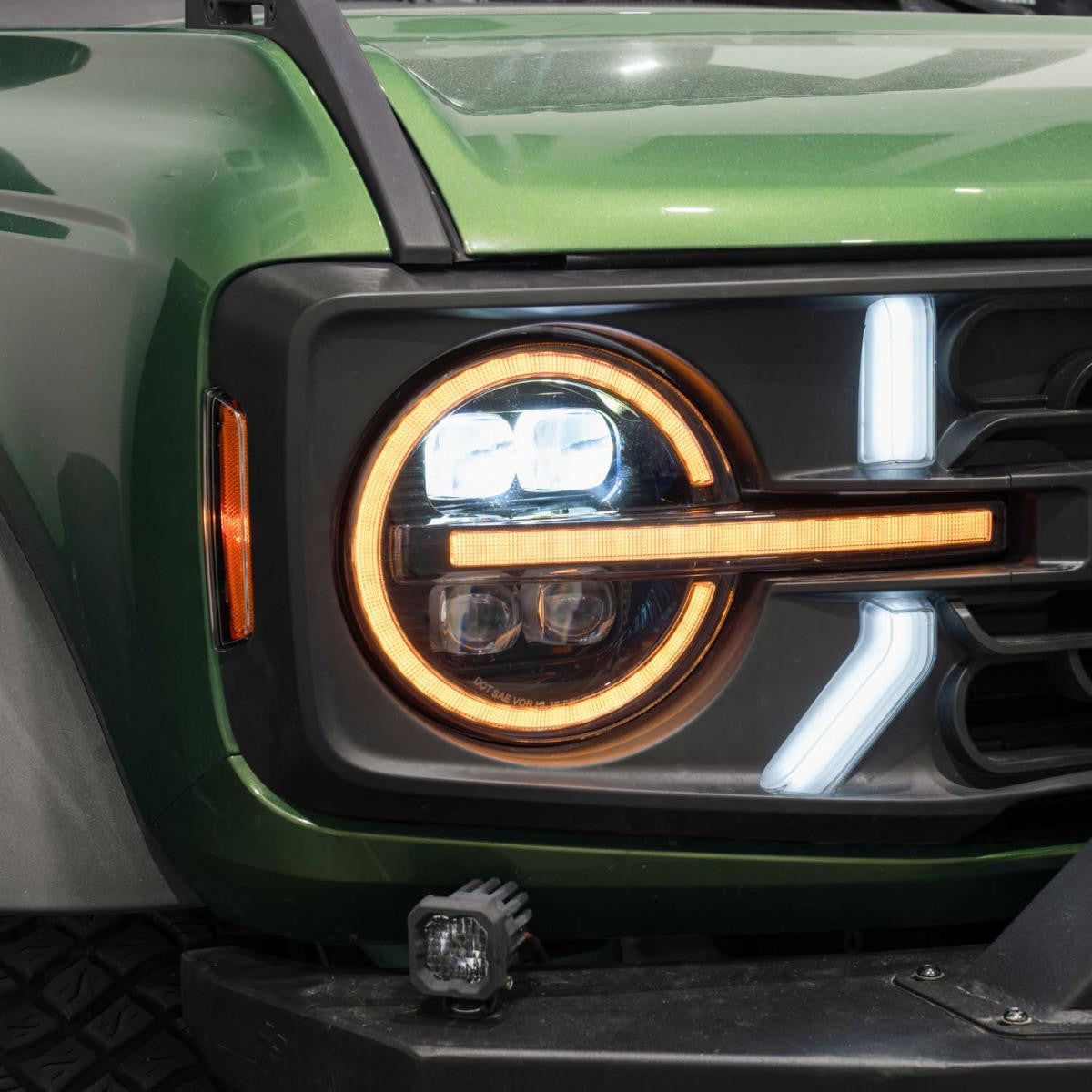 Form Lighting 21-24 Ford Bronco & 22-24 Bronco Raptor Sequential LED Projector Headlights, Pair FL0020 