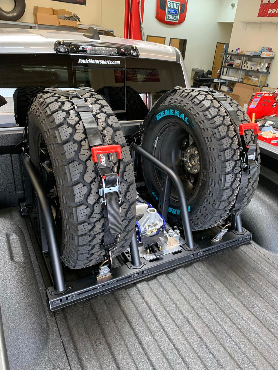 Foutz Motorsports Any Vehicle Quick Release Bed Organizer for Dual Tire - Universal Mount - Hammer Black FMI0699960003NA01 